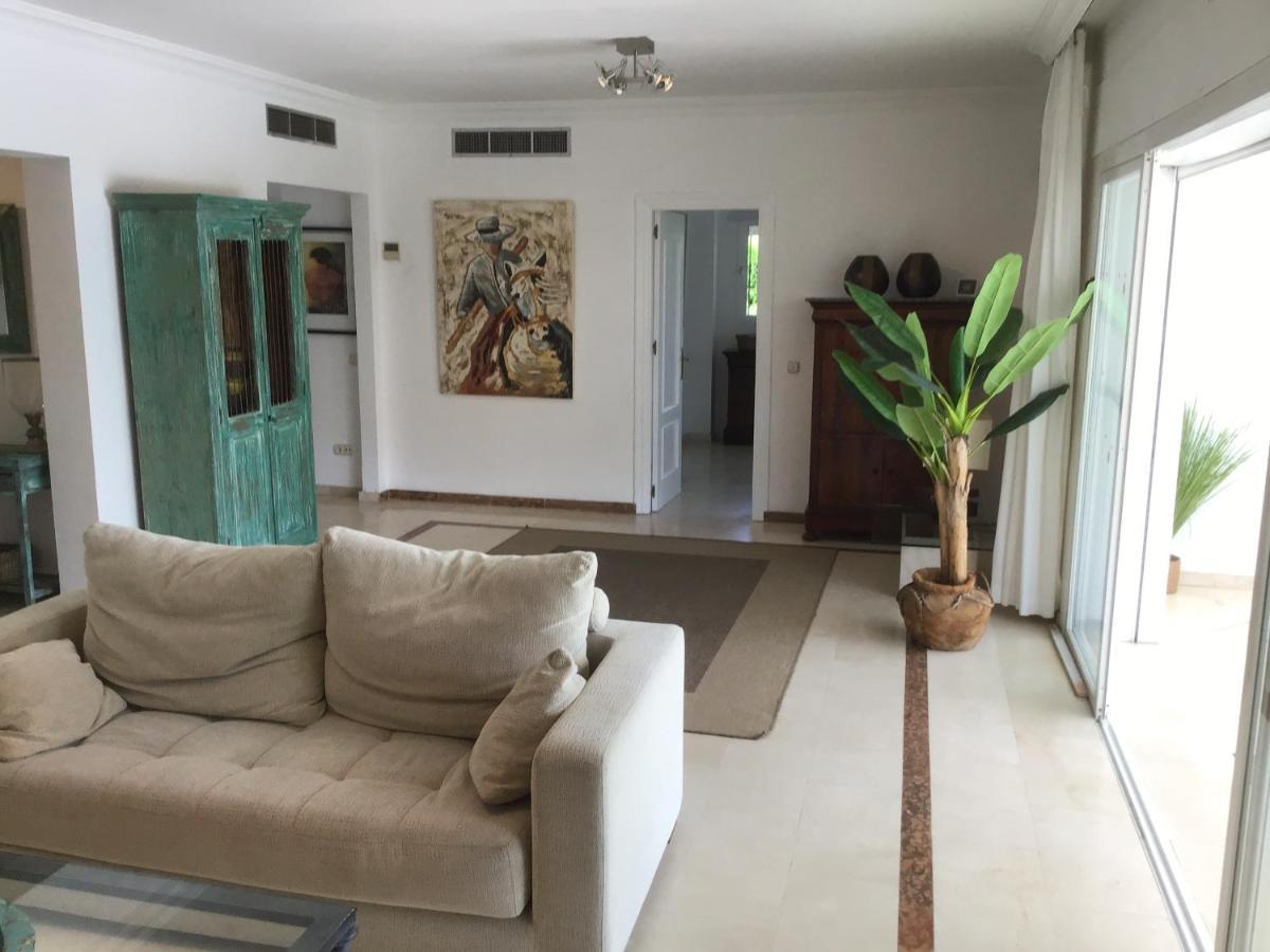 Villa Pinsapo Estepona Buitenkant foto